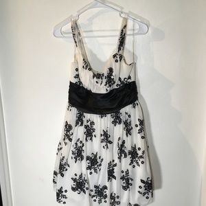 Black and White flowers Dress Trixxi formal